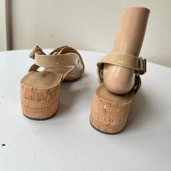 NEW! VANELi Clovis Block Patent Leather Ecru Sling Back Casual Sandals Low Hee - Picture 3 of 11